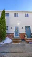 907 Reed Ct, Raritan Twp., NJ 08822