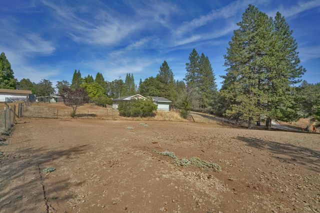 5270 Newtown Rd, Placerville, CA 95667