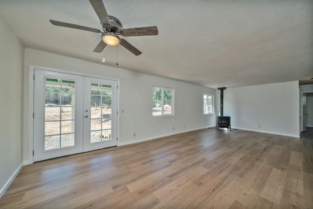 5270 Newtown Rd, Placerville, CA 95667