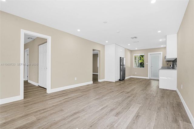 11919 NE 8th Avenue, Biscayne Park, FL 33161