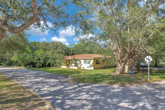 11919 NE 8th Avenue, Biscayne Park, FL 33161