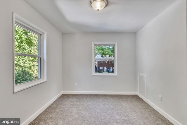 5809 FIFER, Alexandria, VA 22303