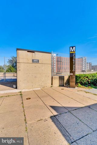 5809 FIFER, Alexandria, VA 22303