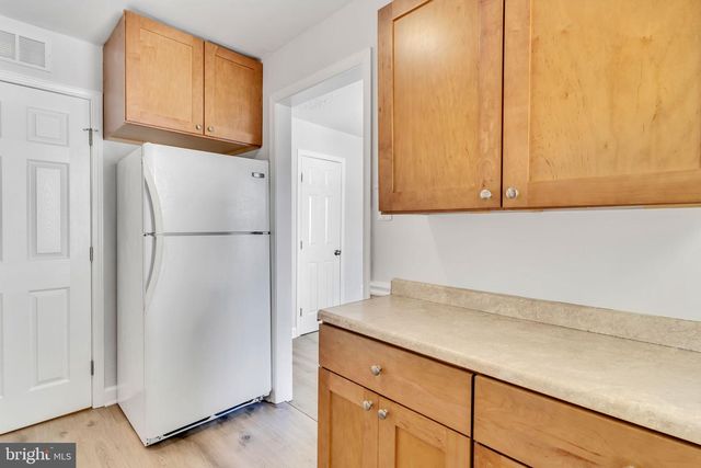5809 FIFER, Alexandria, VA 22303