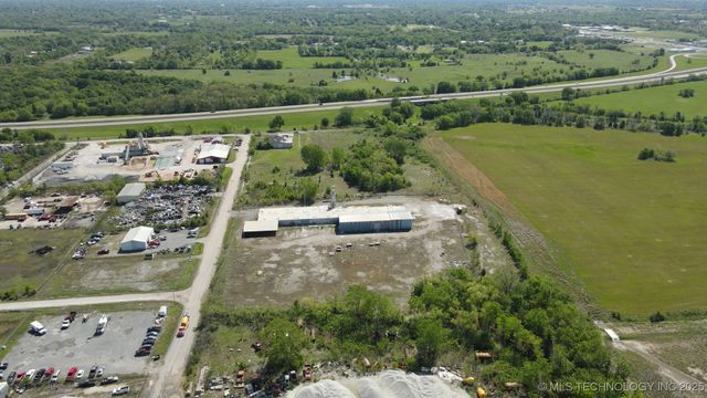 611 Azalea Drive, Muskogee, OK 74401