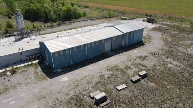 611 Azalea Drive, Muskogee, OK 74401