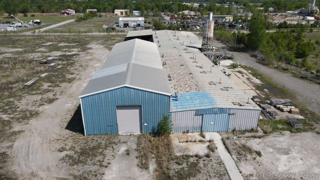 611 Azalea Drive, Muskogee, OK 74401