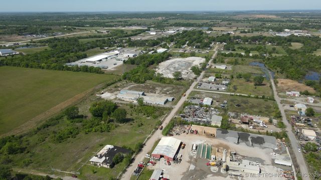 611 Azalea Drive, Muskogee, OK 74401