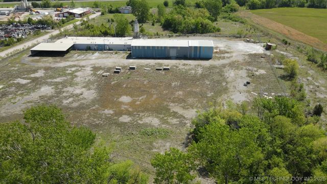 611 Azalea Drive, Muskogee, OK 74401