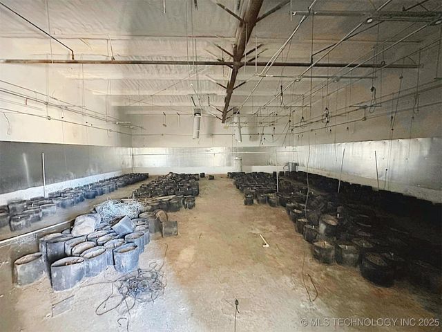 611 Azalea Drive, Muskogee, OK 74401