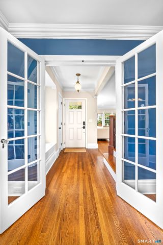 180 Rockland Road, Fairfield, CT 06825