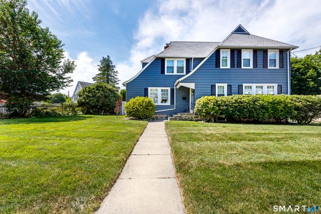 180 Rockland Road, Fairfield, CT 06825