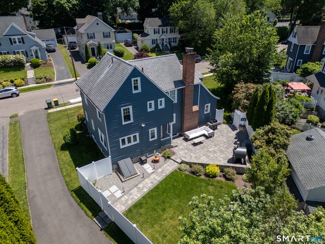 180 Rockland Road, Fairfield, CT 06825