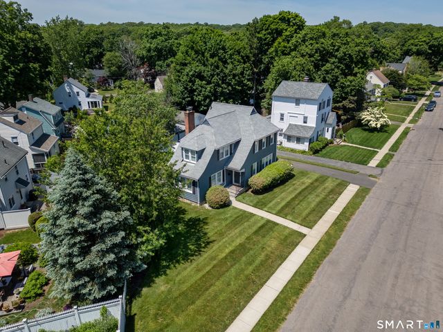 180 Rockland Road, Fairfield, CT 06825