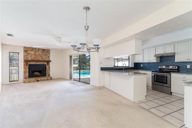 4726 WINDFLOWER CIRCLE, Tampa, FL 33624