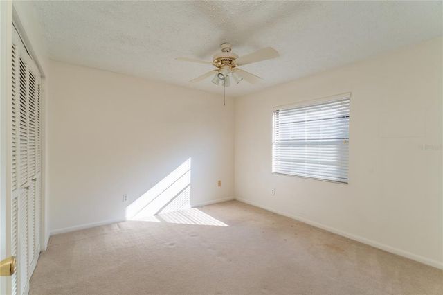 4726 WINDFLOWER CIRCLE, Tampa, FL 33624