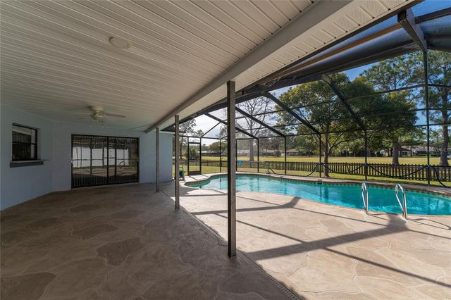 4726 WINDFLOWER CIRCLE, Tampa, FL 33624