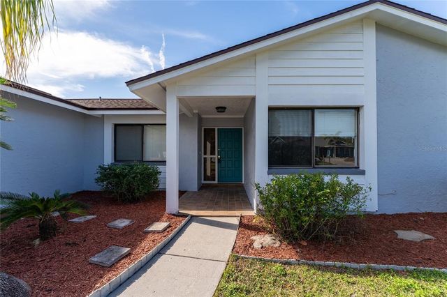 4726 WINDFLOWER CIRCLE, Tampa, FL 33624