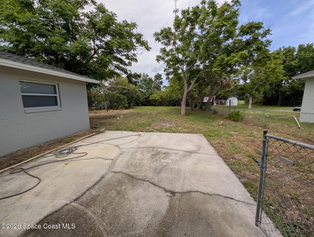 1585 Barna Avenue, Titusville, FL 32780
