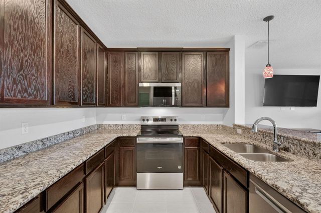 770 SW Saragossa Avenue, Port St. Lucie, FL 34953