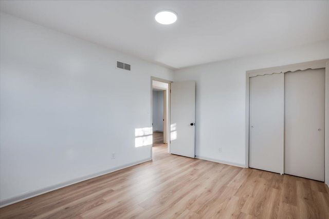 1026 S Eastern St, Wichita, KS 67207