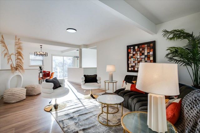 1026 S Eastern St, Wichita, KS 67207