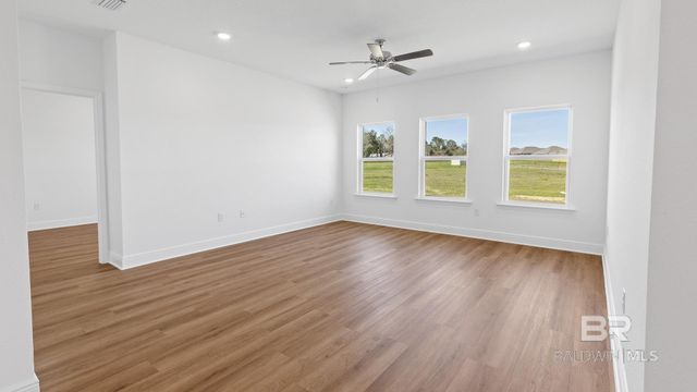 21188 Teluga Avenue, Fairhope, AL 36532