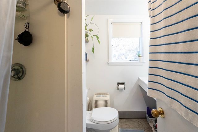 45 Quenames Rd, Chilmark, MA 02535