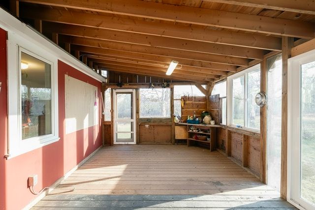 45 Quenames Rd, Chilmark, MA 02535