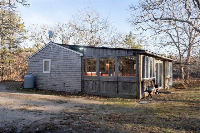 45 Quenames Rd, Chilmark, MA 02535