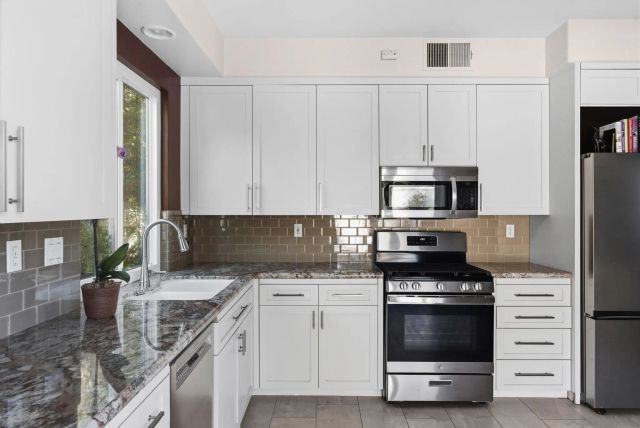 11815 Cypress Valley Dr, San Diego, CA 92131