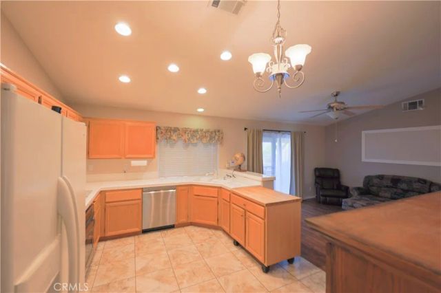 4125 Portola Dr., Palmdale, CA 93551