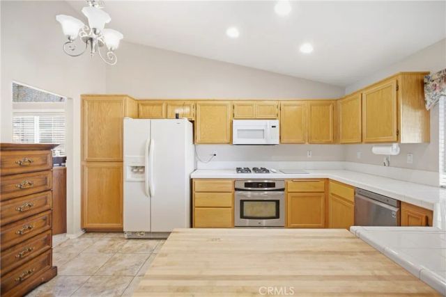 4125 Portola Dr., Palmdale, CA 93551