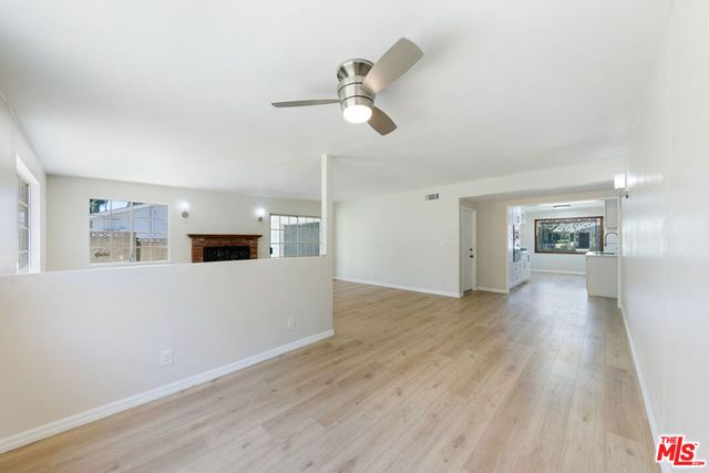 22848 Cohasset Street, West Hills, CA 91307
