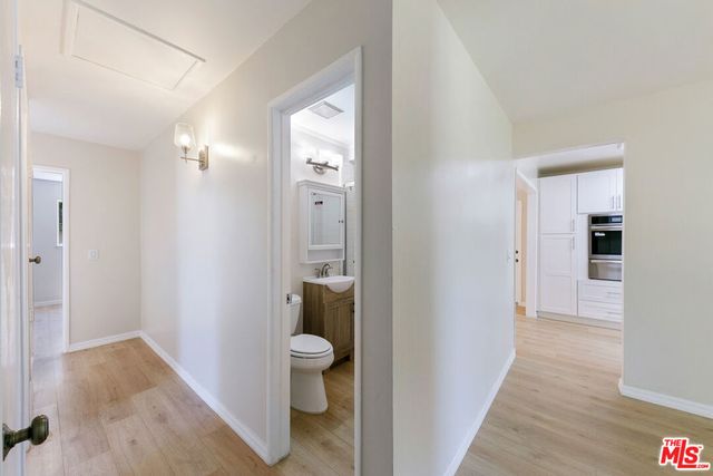 22848 Cohasset Street, West Hills, CA 91307