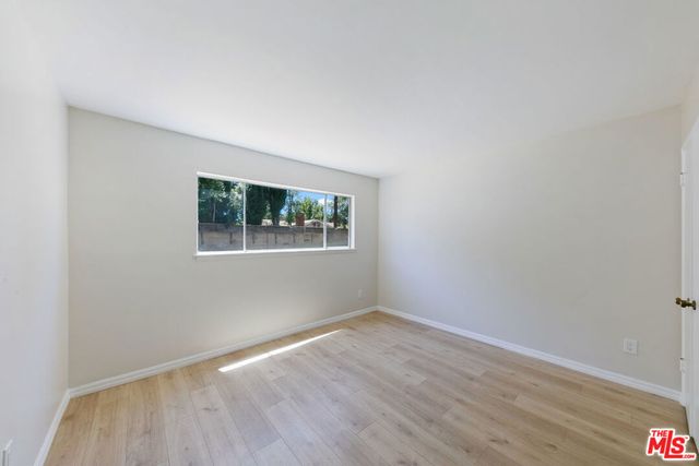 22848 Cohasset Street, West Hills, CA 91307