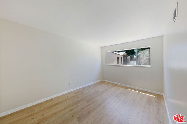 22848 Cohasset Street, West Hills, CA 91307