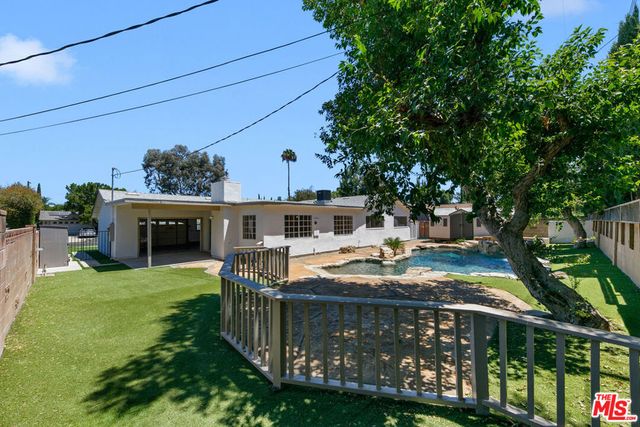 22848 Cohasset Street, West Hills, CA 91307