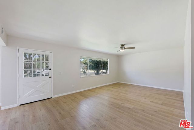 22848 Cohasset Street, West Hills, CA 91307
