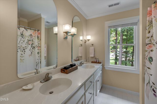 10609 Old Pine Court, Raleigh, NC 27613