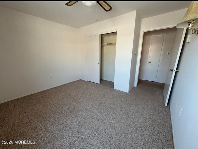 142 Cross Slope Court E, Manalapan, NJ 07726