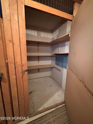 142 Cross Slope Court E, Manalapan, NJ 07726