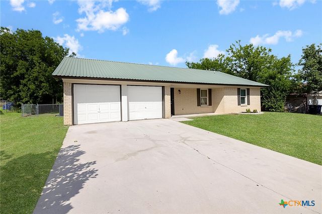 111 E Hogan Drive, Copperas Cove, TX 76522