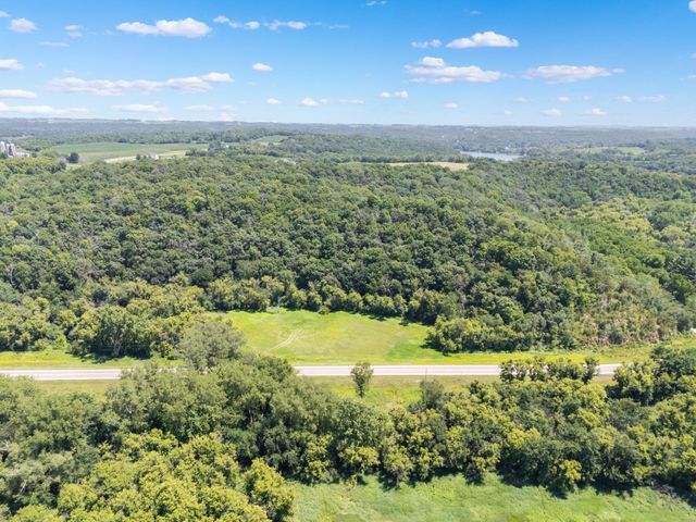 56160 County Road 21, Mazeppa, MN 55956