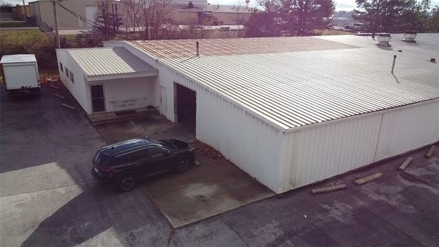 304 N Industrial Park Road, Harrison, AR 72601