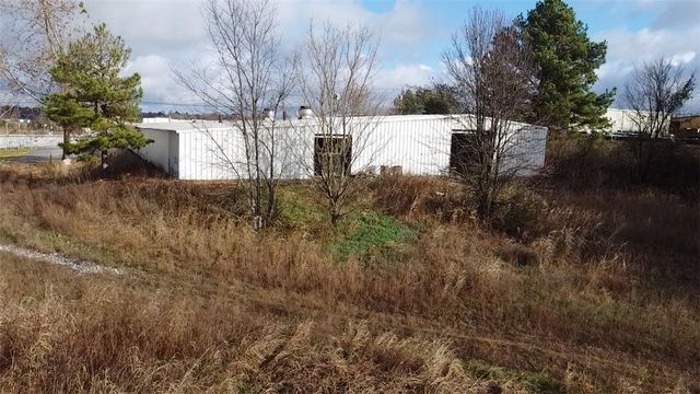 304 N Industrial Park Road, Harrison, AR 72601
