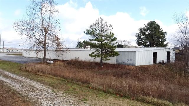 304 N Industrial Park Road, Harrison, AR 72601