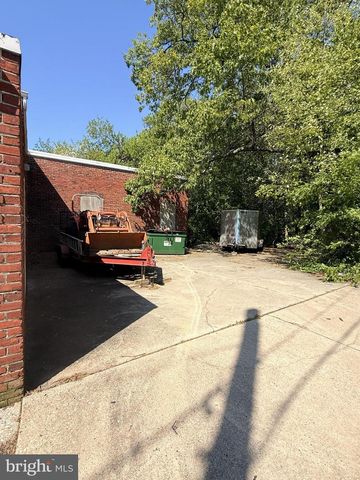 101 W NICHOLSON RD, Audubon, NJ 08106