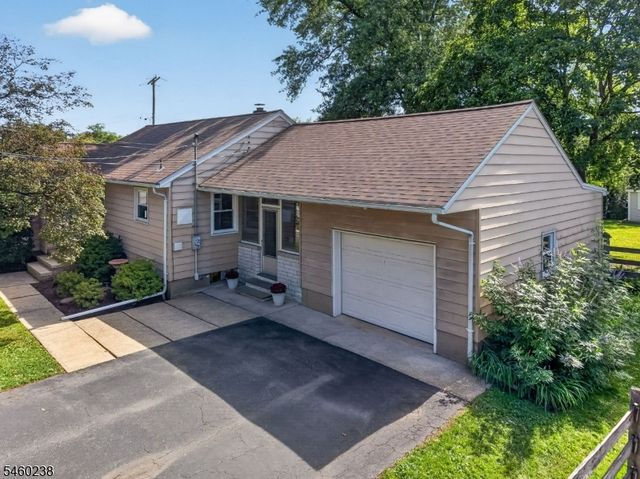 12 Raritan Ave, Raritan Twp., NJ 08822