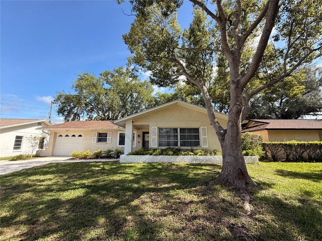8634 WINDING WOOD DRIVE, Port Richey, FL 34668